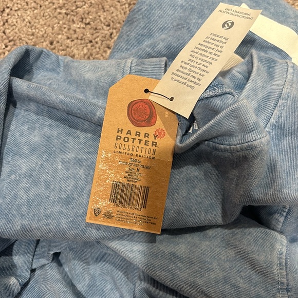 LIMITED EDITION HARRY POTTER NYC STORE SPIRIT JERSEY UNISEX - Picture 2 of 3